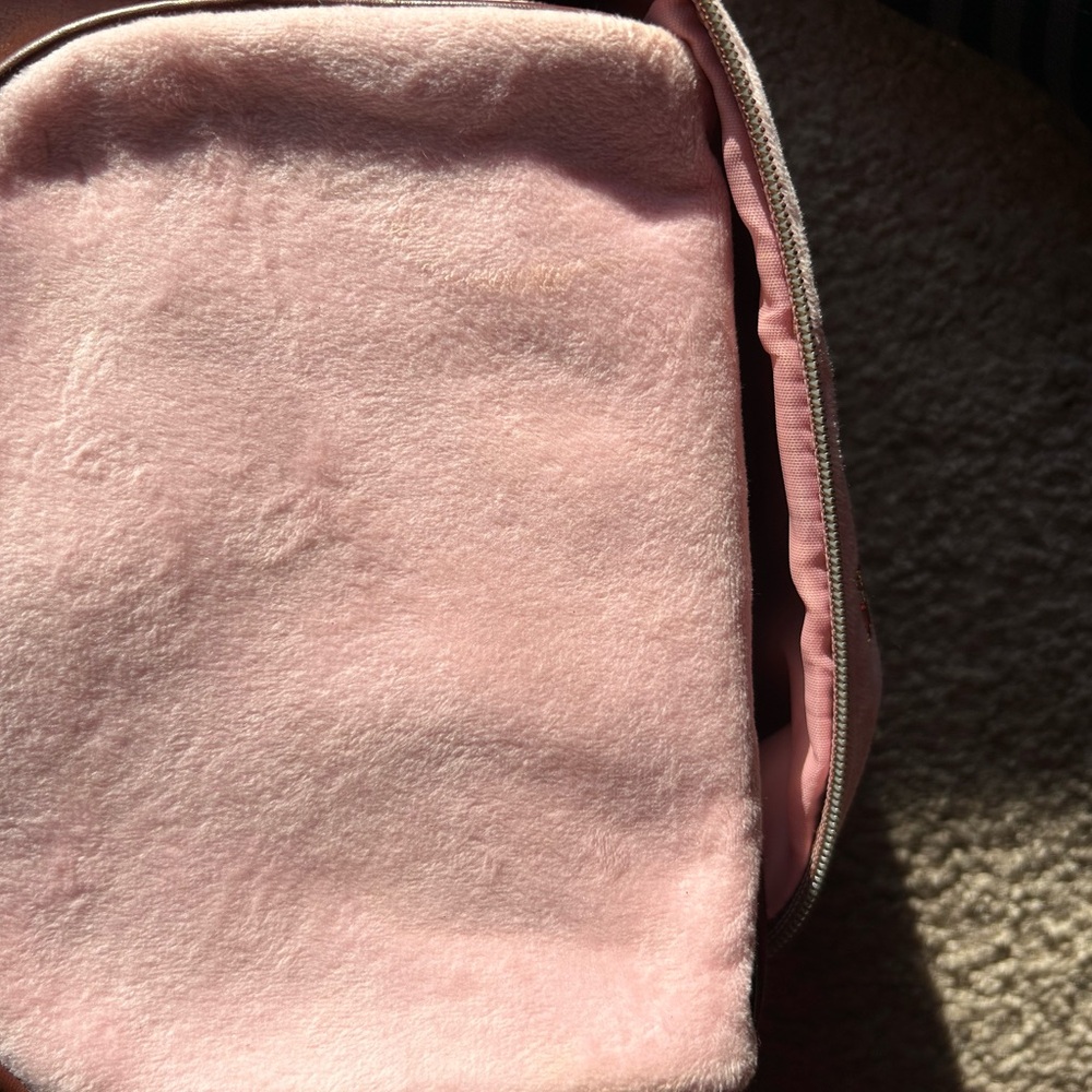 Juicy Couture cosmetic bag - Picture 9 of 10